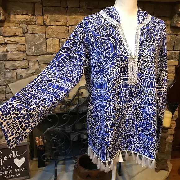 NWT Lilly Pulitzer Harmon Hoodie Size XL LAST ONE! - Picture 3 of 8